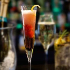 Prosecco Flute, Set Of 2 10 Prosecco Flute, Set Of 2 -Dartington Shop bar ex flute 1