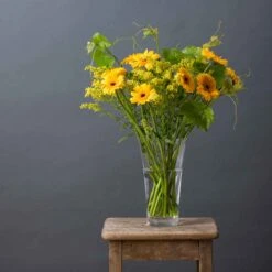 Bouquet Flared -Dartington Shop florabundance bouquet array vase autumn sq 023