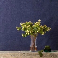 Florabundance Daffodil Vase -Dartington Shop florabundance daffodil winter sq 306